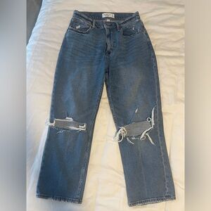 Abercrombie Ultra High Rise Ankle Straight Jean